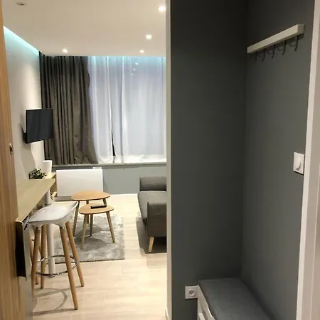 Le Cocoon Au Dessus Du Vignoble Alsacien テュルクアイム